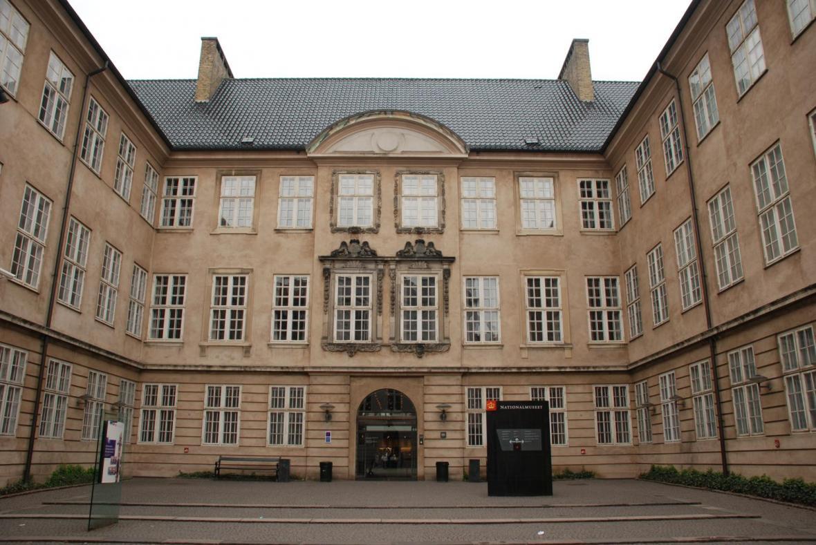 بازدید از موزه ملی دانمارک در کپنهاگ