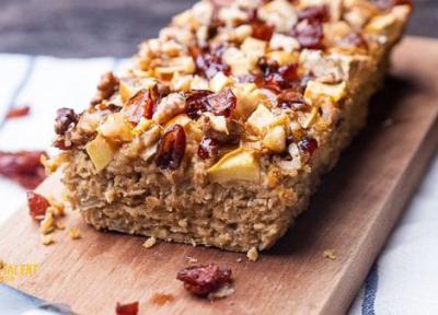 طرز تهیه کیک سیب و کرنبری؛ رژیمی، سالم و خوشمزه